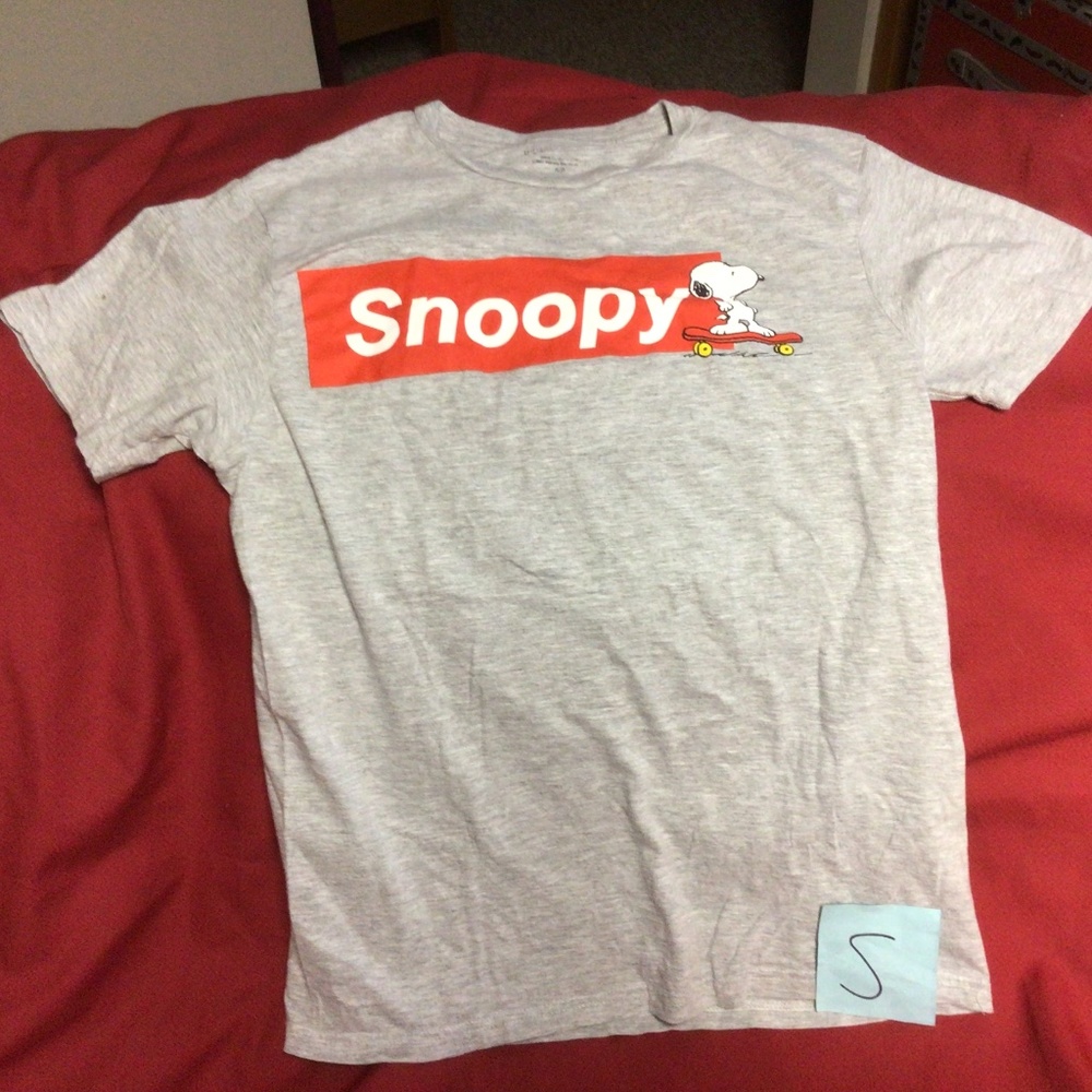 SNOOPY tshirt